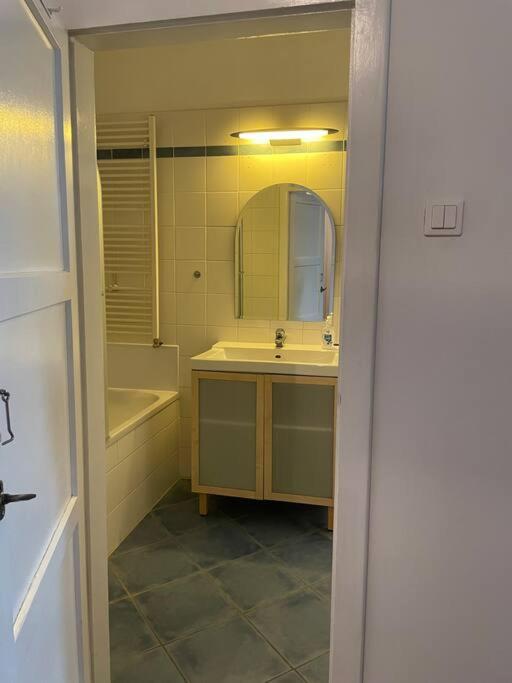 Geraeumige Altbauwohnung Im Zentrum Γκρατς Εξωτερικό φωτογραφία