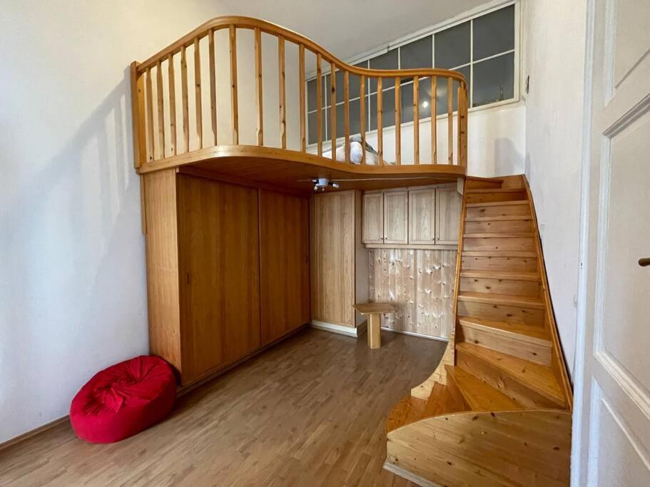Geraeumige Altbauwohnung Im Zentrum Γκρατς Εξωτερικό φωτογραφία