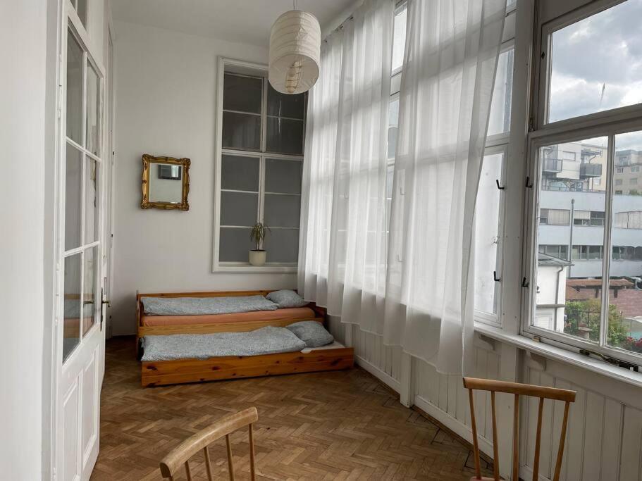 Geraeumige Altbauwohnung Im Zentrum Γκρατς Εξωτερικό φωτογραφία